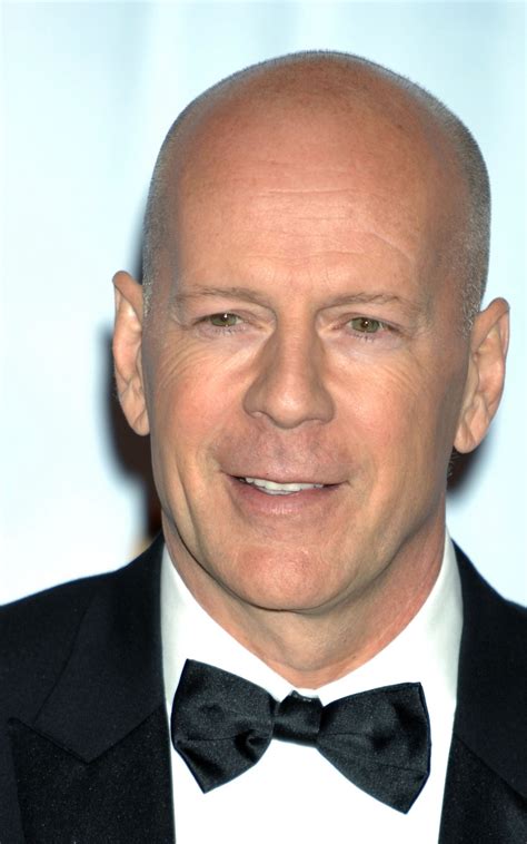 1200x1920 Resolution Bruce Willis At Award Images 1200x1920 Resolution