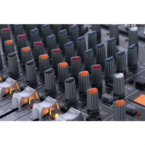 Behringer Xenyx QX1222USB – Thomann United States