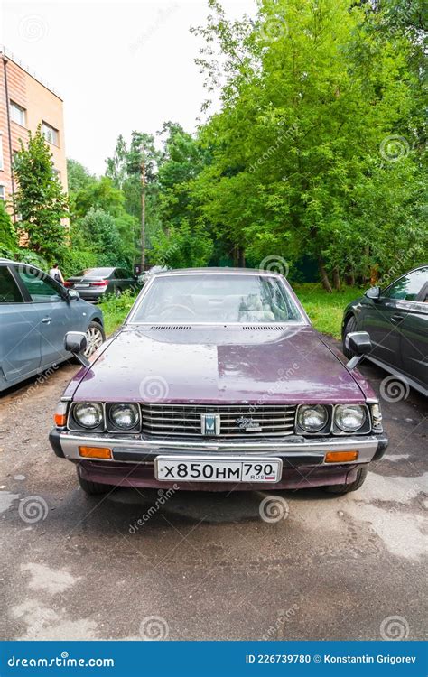 Mitsubishi Galant Colt Sigma Glx In Purple Color Front View Third