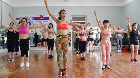 30 Menit Senam Aerobik Pemula Durasi Penuh Lagu Barat Dance Fitness