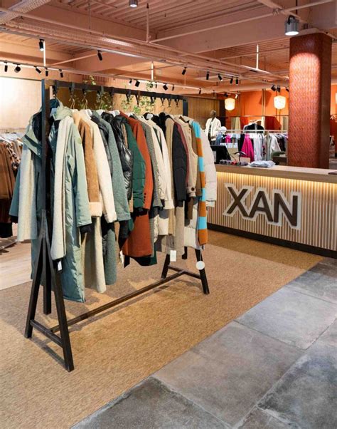 Xan Woman Atom Retail Innovation