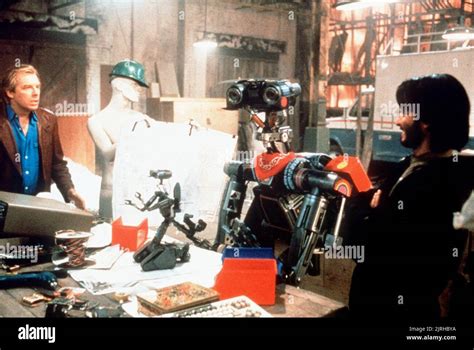 Five fisher stevens short circuit hi-res stock photography and images ...