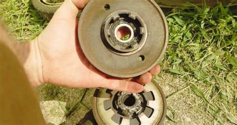 What is the Blade Brake Clutch on a lawn Mower? Guide to Replace & Repair