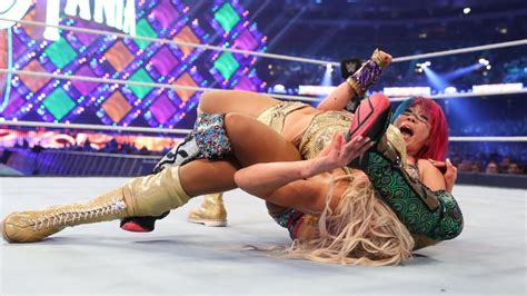 Wrestlemania 34 ~ Charlotte Flair vs Asuka - WWE Photo (41294007) - Fanpop