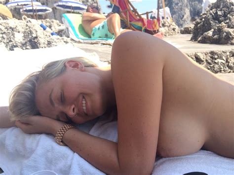 Lara Bingle Nude Leaked Fappening Photos OnlyFans Leaked Nudes