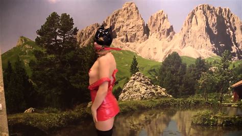 The Girl With A Juicy Ass First Pissing And Then Fucked Wet Holes Anal And Masturbation To