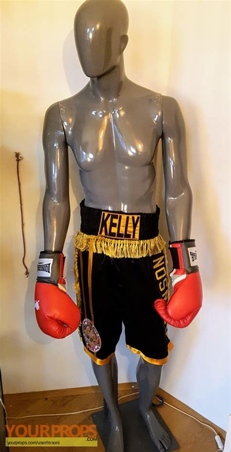 I-Spy Kelly Robinson's (Eddie Murphy) boxing trunks original movie costume