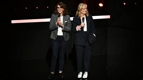 Amy Poehler and Tina Fey are teaming up for a live comedy tour | CNN