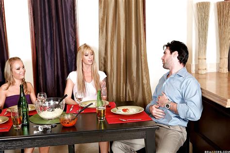 Slutty Wives Jessica Moore And Brooke Banner Have Groupsex Porn Pictures XXX Photos Sex Images