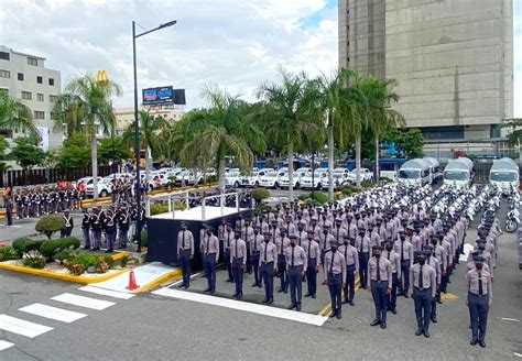 Polic A Nacional Recupera Un Carro Y Tres Motocicletas Durante