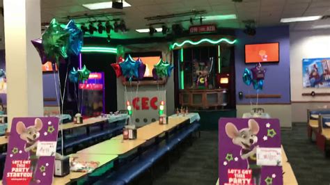 Chuck E Cheeses Studio C Showroom Tour Youtube