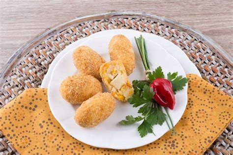 Croquete De Milho Padaria Forno D Oro