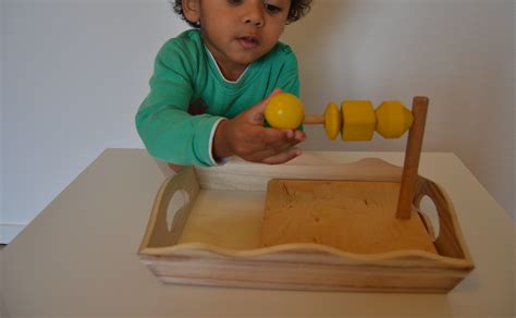 Descoberta Da Crian A Montessori Minutos Meses