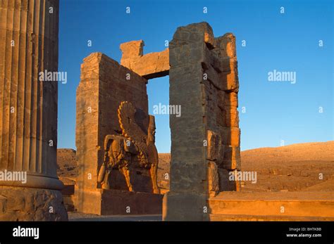 Xerxes palace hi-res stock photography and images - Alamy