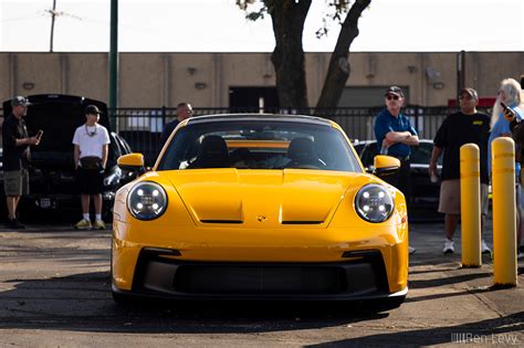 Front Of Signal Yellow Gt At Car Meet In Chicago Benlevy