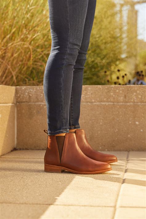 Pin By Nisolo On Zapatos In 2021 Chelsea Boots Outfit Boots Women