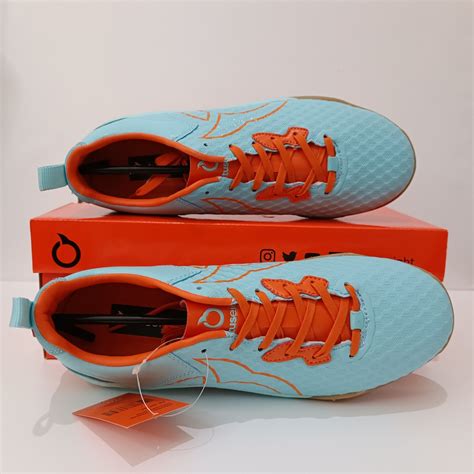 cross sport sepatu futsal ortuseight