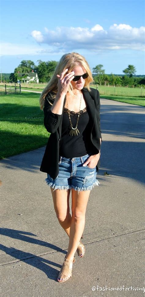 Denim Shorts And Blazer Outfit With Chunky Heel Sandals Blazer