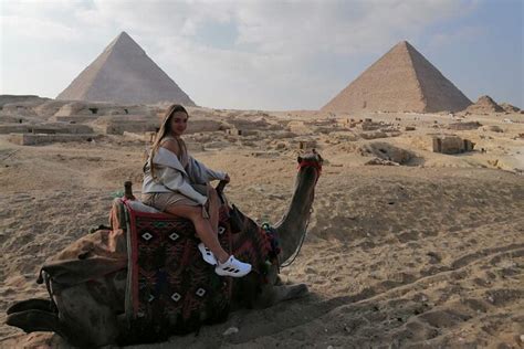 Private Tour To Explore Giza Pyramids Sakkara Memphis Old City Triphobo