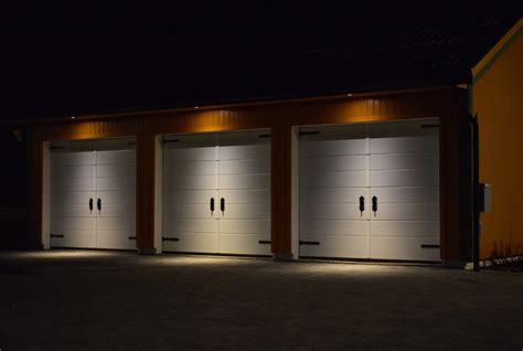 How to Lighten Up Your Garage Door With Types of Lights