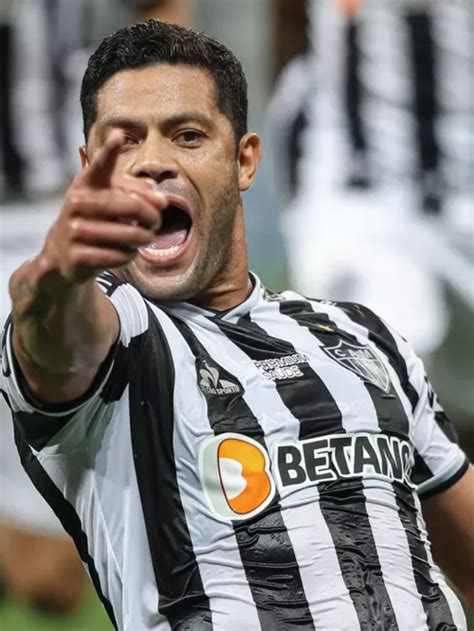 Após Título Com O Galo Hulk Elogia Ídolo Rival Central Atleticana