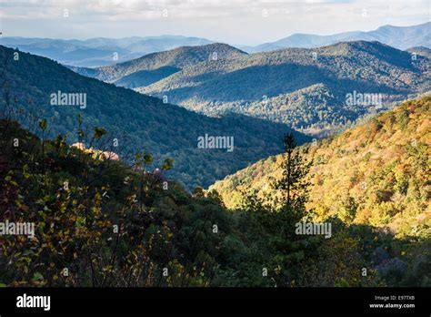 Blue Ridge Mountains Hi Res Stock Photography And Images Alamy