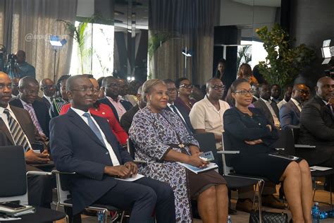 Conférence de presse de la direction générale du CEPICI relative aux