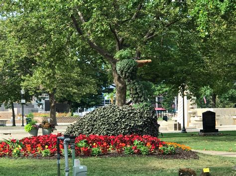 Living Art in Kalamazoo – Retired to RV Living