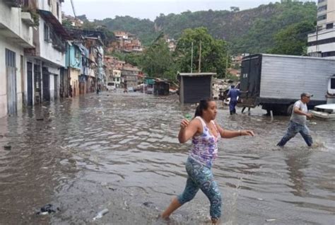 Video Lluvias Causan Estragos En Caracas 10ago El Impulso