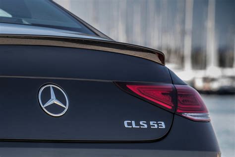 2019 Mercedes-AMG CLS53 packs beauty, brains and brawn - CNET