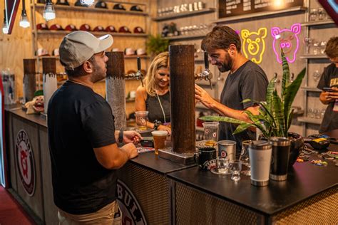 Loucura Por Sapatos Moda M Sica E Um Festival De Cervejas Artesanais