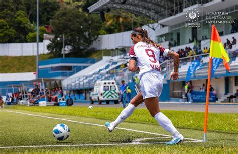 Diario El Salvador On Twitter Dedeportes Deyna Castellanos