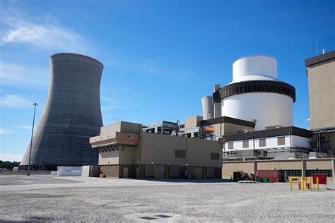 Americas Newest Nuclear Reactor Delayed Again By Faulty Seal Bloomberg