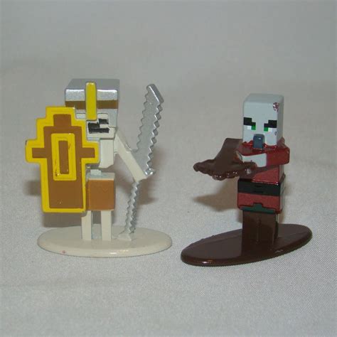 Minecraft Dungeons Nano Metalfigs Pillager & Skeleton Vanguard ...