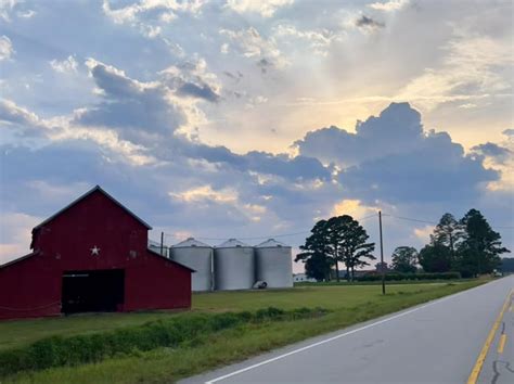 Rural Sunset in Trenton, NC [OC] : r/SkyPorn