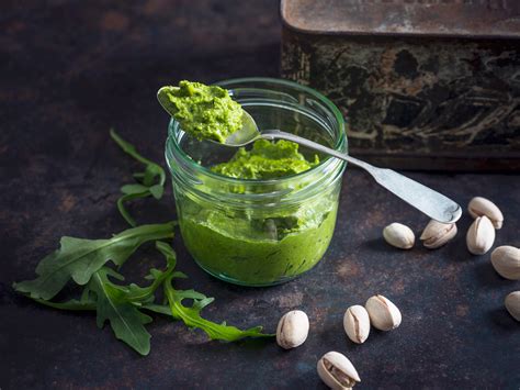 Pistachio Arugula Pesto Vegan Sauce Pleasure Recipe Eat Smarter Usa