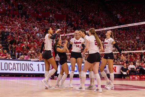 Highlights: Volleyball vs. SMU (8/27/23) - University of Nebraska ...