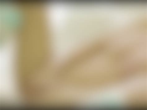 Young Coed Chloe Fucks Her Pretty Pale Pussy in Cute Knee High Socks Vidéos Porno Gratuites