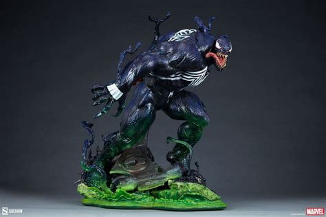 Venom Marvel Premium Format Statue