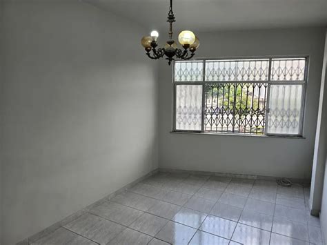 Apartamento Na Avenida Vicente De Carvalho Vaz Lobo Em Rio De