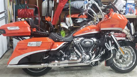 2009 Harley Davidson Road Glide CVO – Dennis Kirk – Garage Build