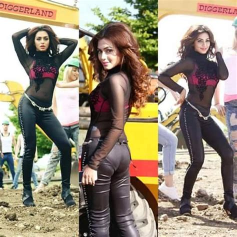 Celebrity Nudes 2018 Nusrat Faria Hot Photo Showing Bra Panty Not Bikini