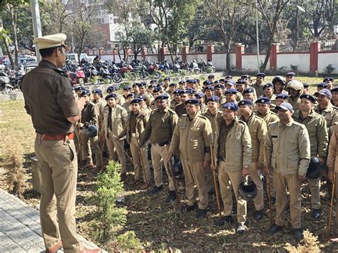 उत्तराखण्ड पुलिस दंगाइयों और पत्थरबाजों की पहचान मौके से उपलब्ध Cctv फुटेज के आधार पर कर रही है