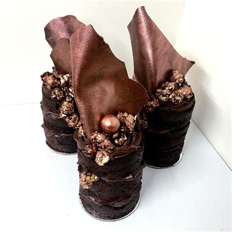 Our Mini Naked Chocolate Copper Cakes For Stylish Events