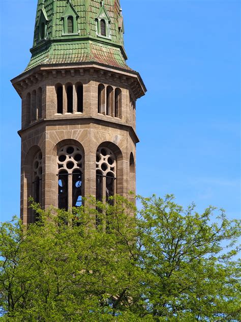 Steeple,height,architecture,window,blue sky - free image from needpix.com