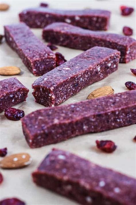 Raw Cranberry Energy Bars Homemade Nakd Bars From The Larder