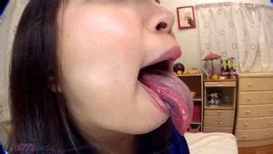 Assista 舌フェチ 舌 Tongue Bongacams Porn SpankBang