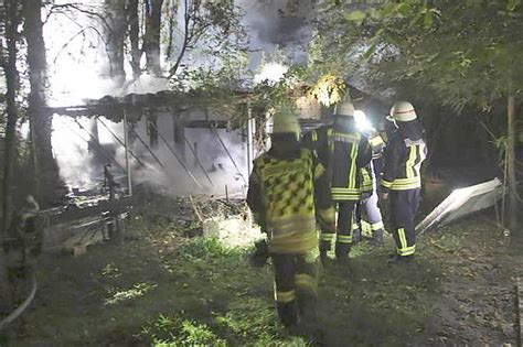 LeineBlitz Gartenlaube wird bei Feuer komplett zerstört