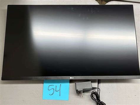 LG 32" MONITOR W/ POWER CORD (NO STAND) - Earl's Auction Company