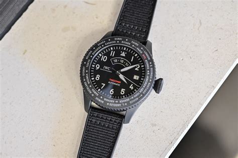 Hands On Iwc Pilot S Watch Timezoner Top Gun Ceratanium Iw